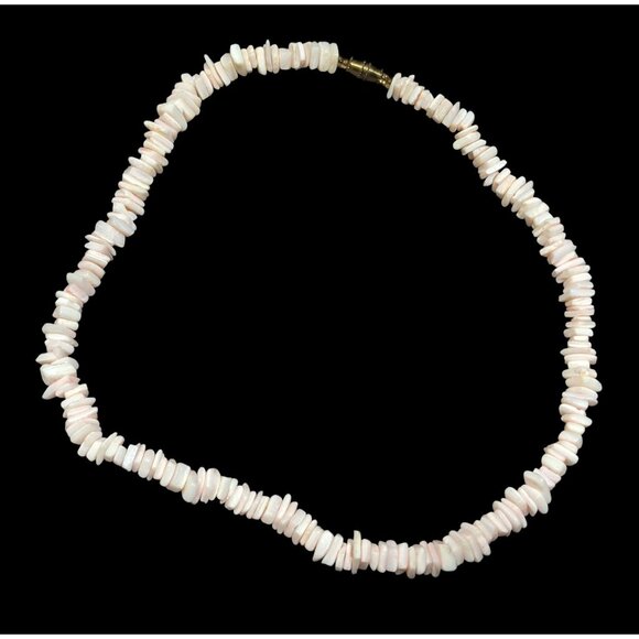 Jewelry - Beachy Bohemian Pastel Pink Seashell Chip Necklace